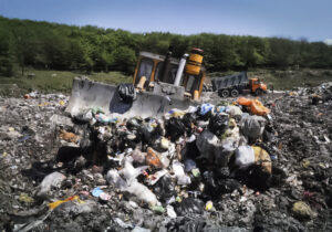 سراوان از آبان امسال پذیرای زباله نخواهد بود