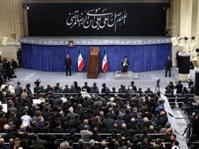 تأکید رهبر انقلاب بر وحدت و حمایت از خدمتگزاران کشور